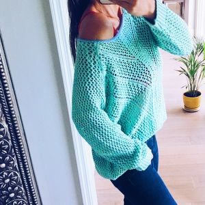 NWOT Open Knit Contrast Tunic Sweater